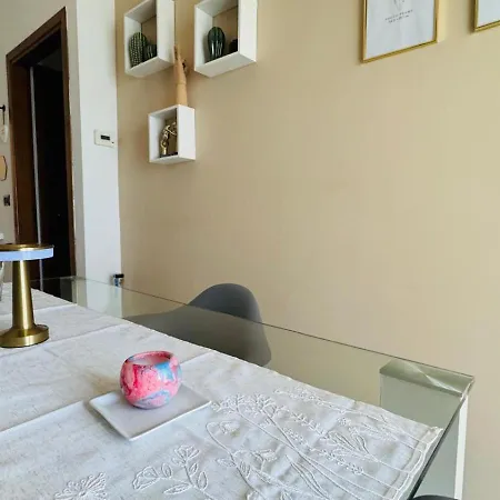 Gin House Seaview * Bari