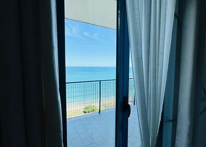 Gin House Seaview Apartman